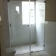 מקלחון חזית קבוע ודלת